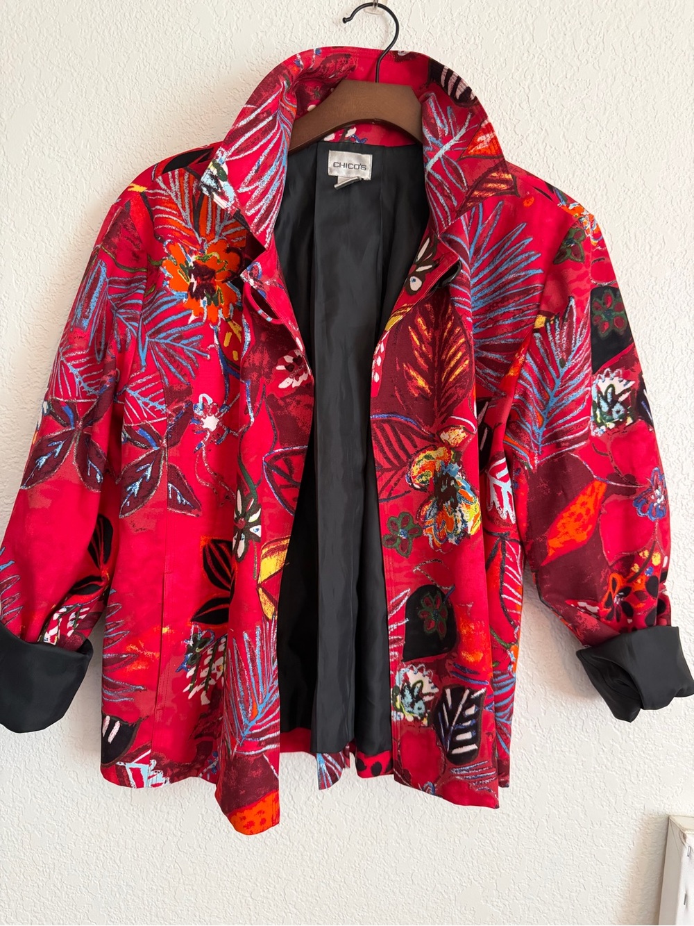 Chico’s Red Tropical Floral Statement Jacket Size Small